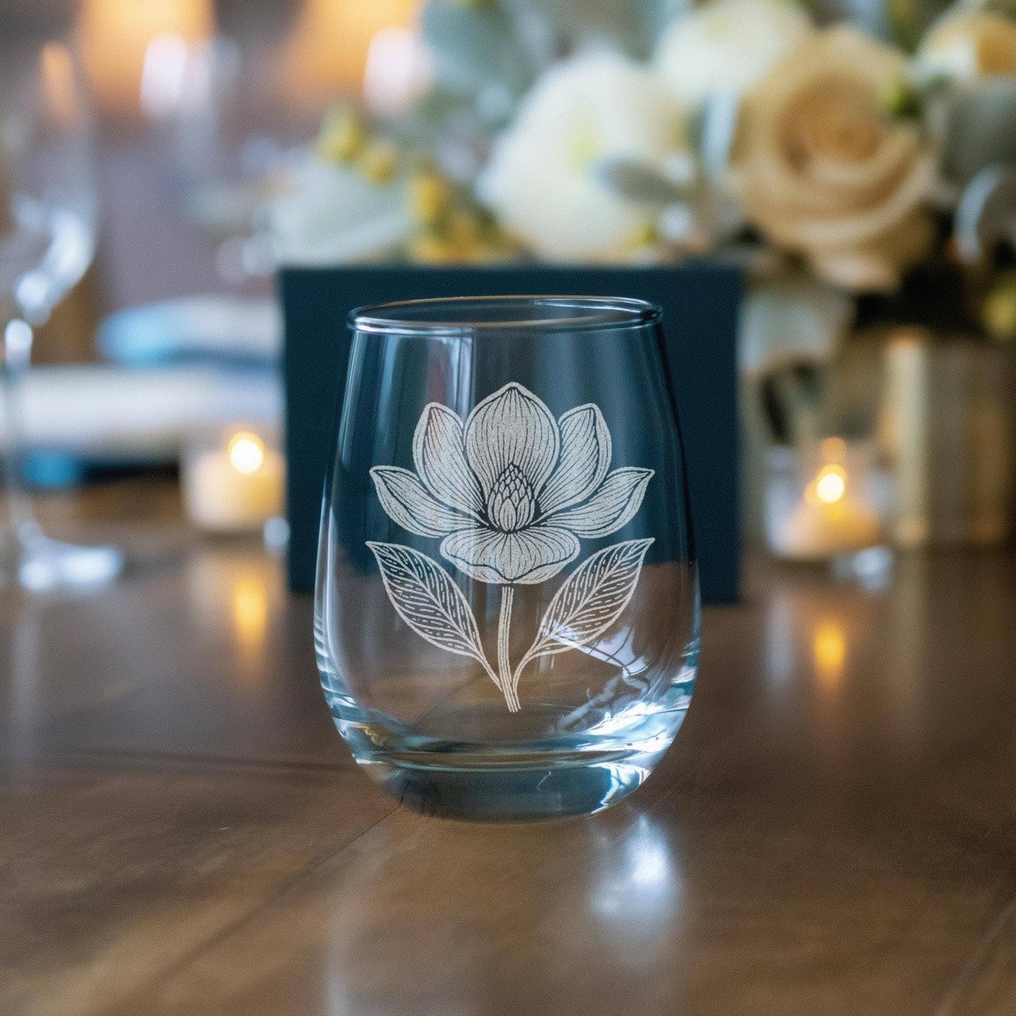 Magnolia Blossom Wine Glass
