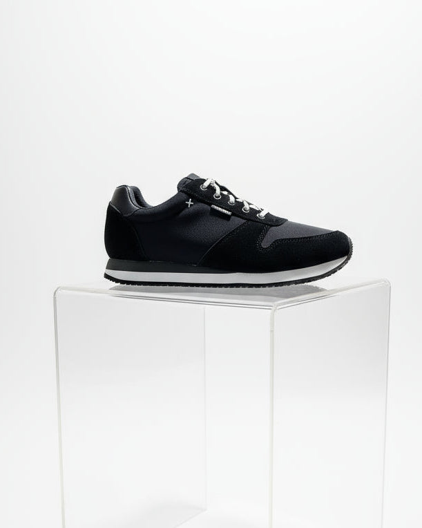 HARI MARI-DOS SANTOS RETRO RUNNER-BLACK