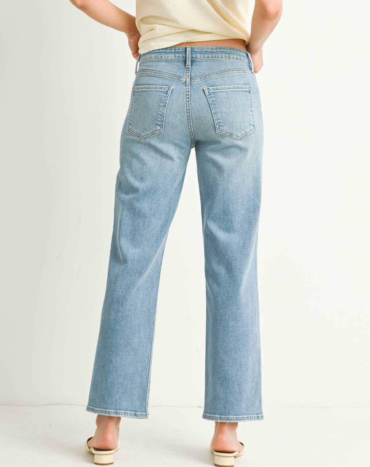 Stretchy Straight Jean