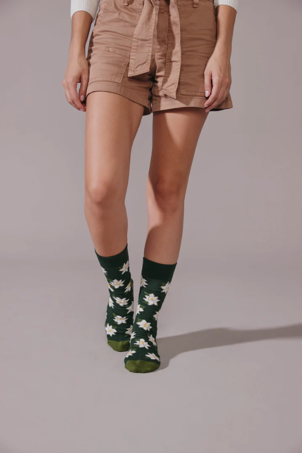 Magnolia Socks