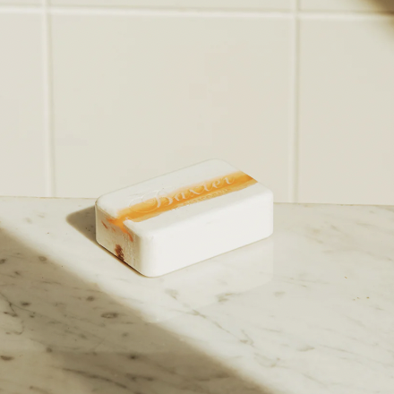 Vitamin Cleansing Bar - Citrus Herbal Musk