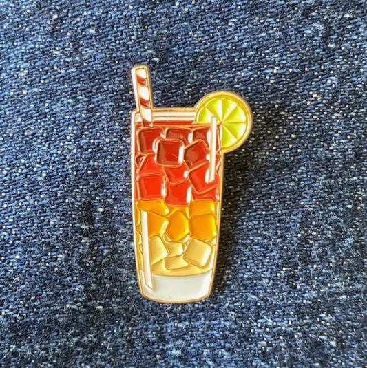 Cocktail Pin - Dark and Stormy
