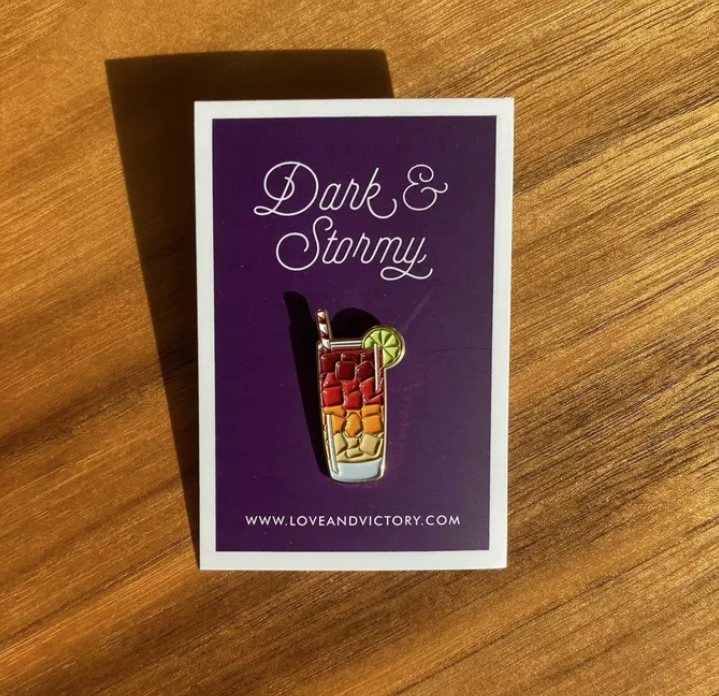 Cocktail Pin - Dark and Stormy
