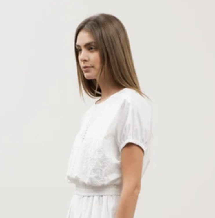 Eyelet Detail Short Sleeve Crop Top - White
