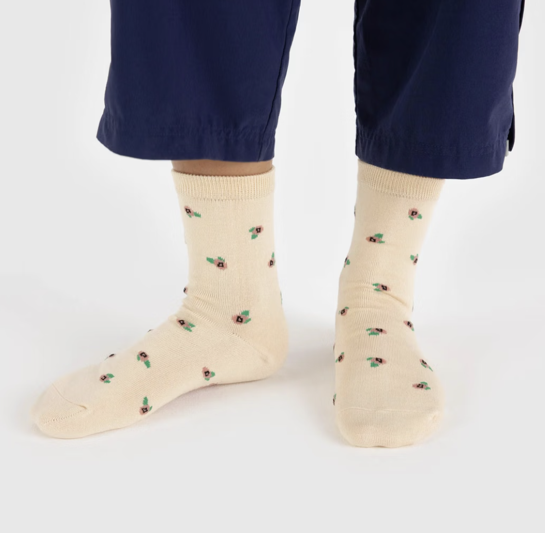 Crew Socks - Cream Rosette