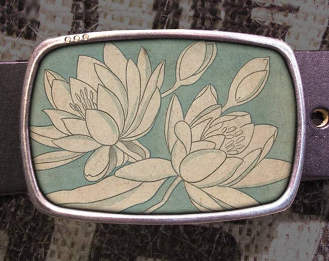 White Flowers Belt Buckle