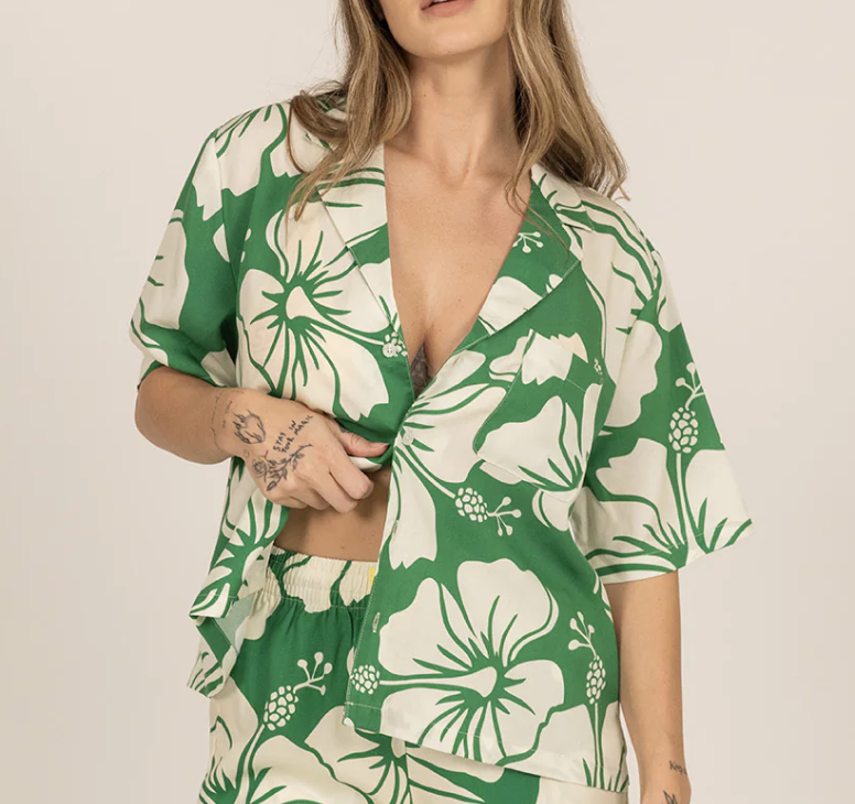 Trouble in Paradise Crop Buttonup - Green
