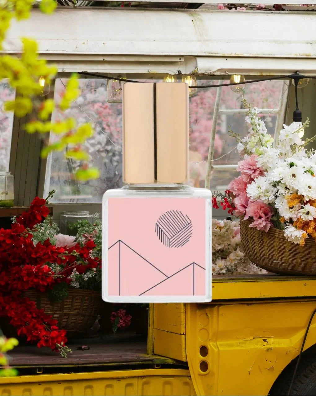 Flora Mezcal Gold Perfume Oil