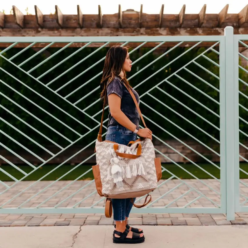 The Stella Weekender