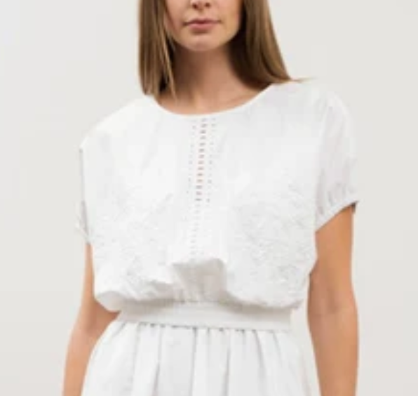 Eyelet Detail Short Sleeve Crop Top - White