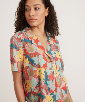 Lucy Short Sleeve Resort Shirt - Hibiscus Floral