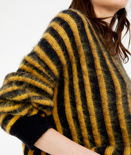 Loose Knit Jumper - Yellow Stripe