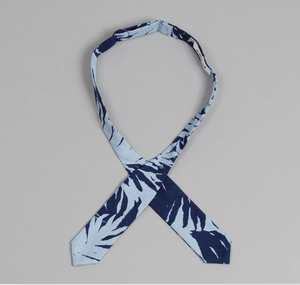 Palm Leaves Print Bow Tie - Indigo