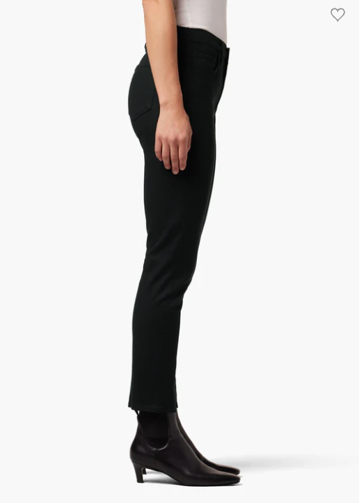 Side view of Luna Ankle Jean in black, ankle length cut